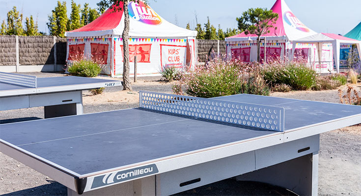 tables de ping pong au camping Le Clarys Plage